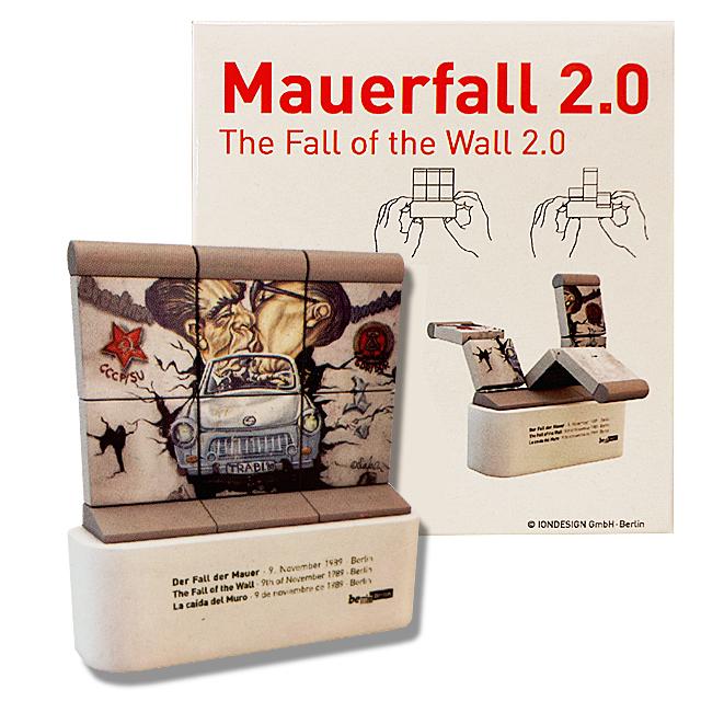 Berliner Mauerfall 2.0 Drückfigur - lassen Sie die Mauer fallen.