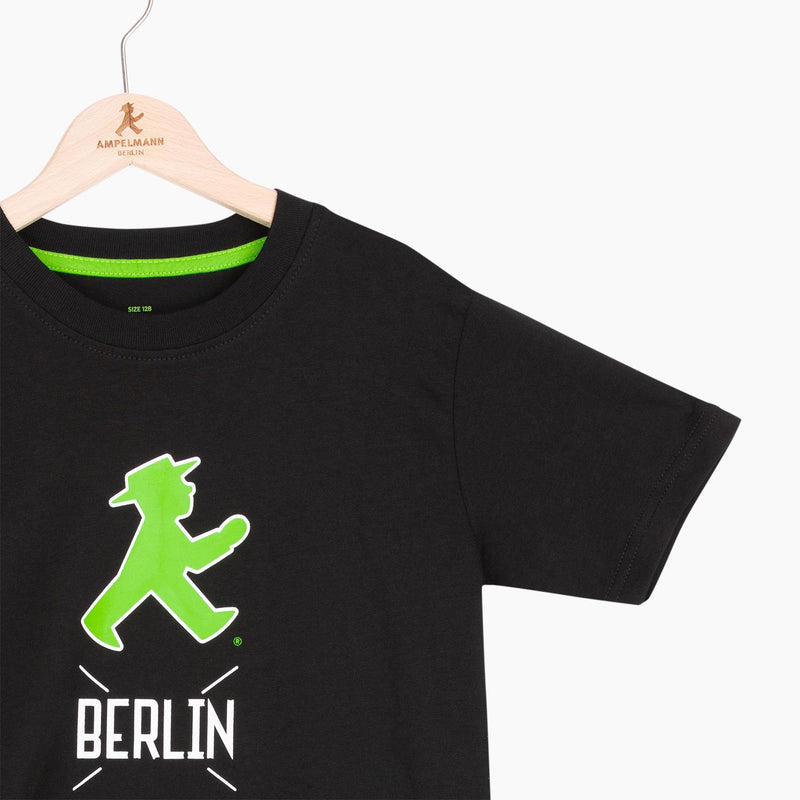 Schwarzes Kinder-Tshirt mit Berlin & Ampelmann-Aufdruck - bequem & lässig zu tragen aus BIO-Baumwolle