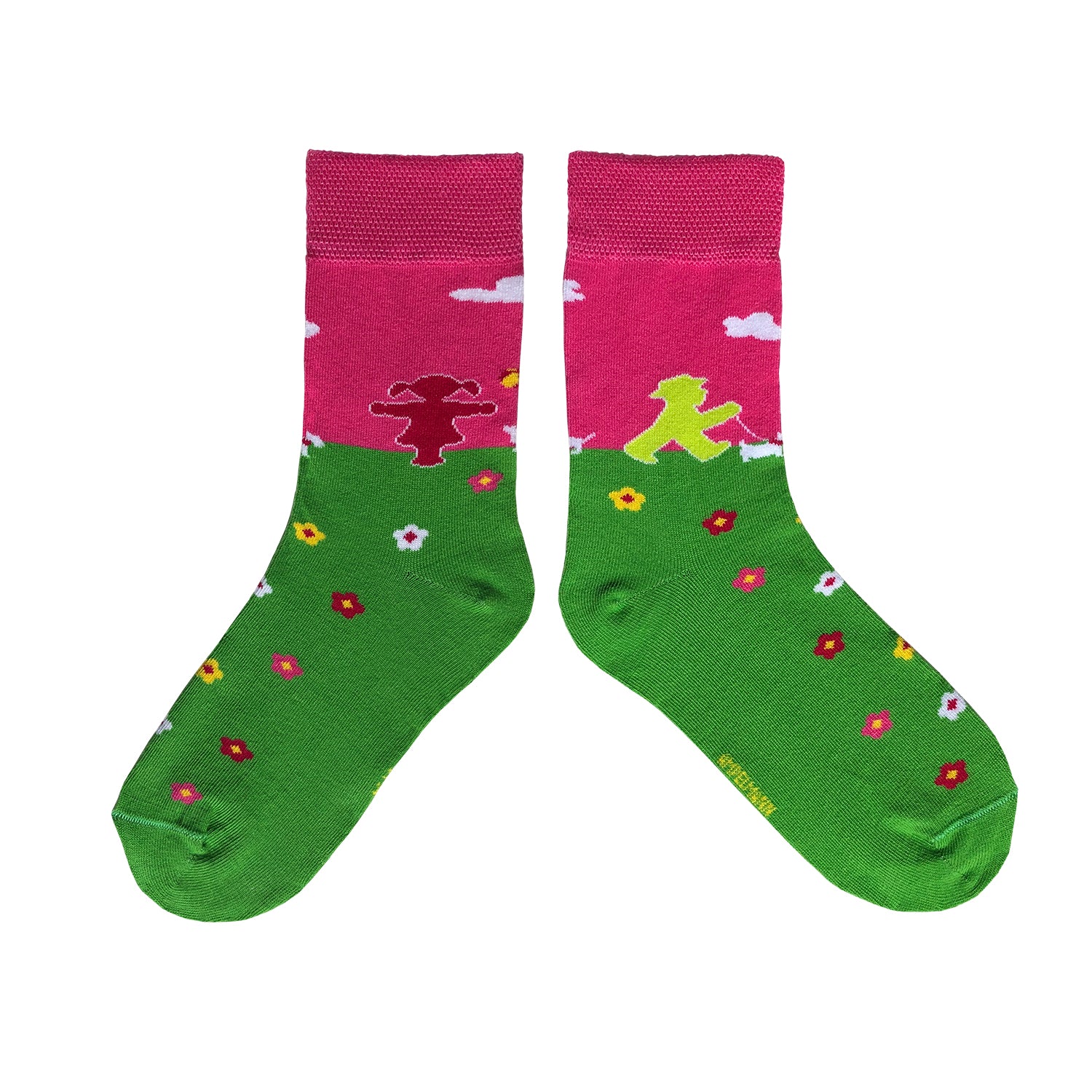 Pink-grüne Kinder-Socken mit Ampelmann & Ampelfrau auf der Blümchenwiese - guter Tragekomfort