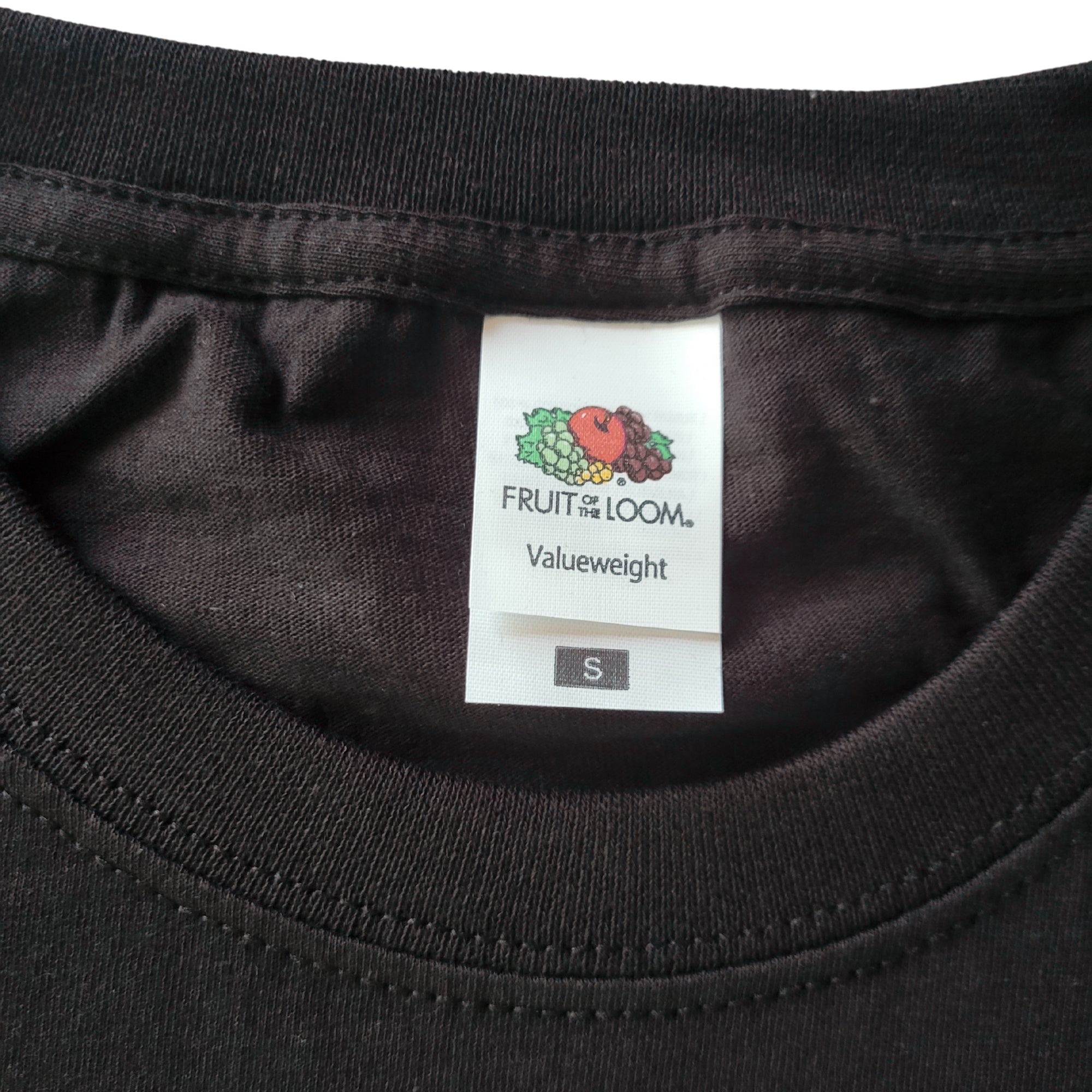 Held der Arbeit – Schwarzes T-Shirt mit farbigem Logo-Aufdruck - klassischer Unisex-Schnitt 100 % Baumwolle