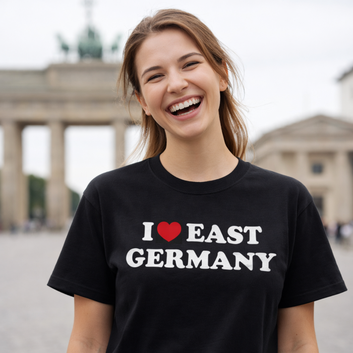 T-Shirt „I LOVE EAST GERMANY“ – schwarzes Baumwollshirt - UNISEX - mit weiß-rotem Aufdruck