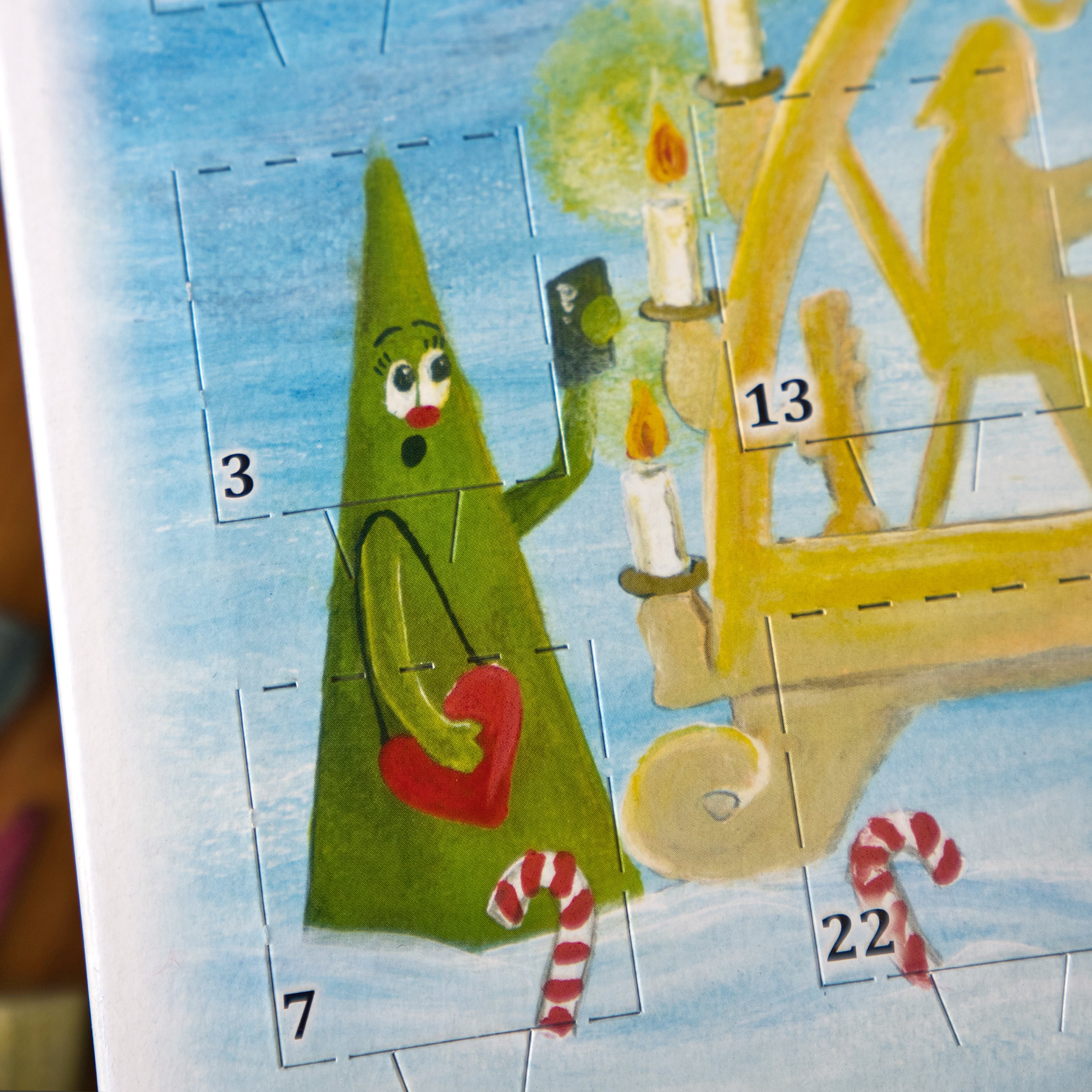 Original Crottendorfer Räucherkerzen Adventskalender 2026 – Querformat mit 24 Düften, 24 Stück.