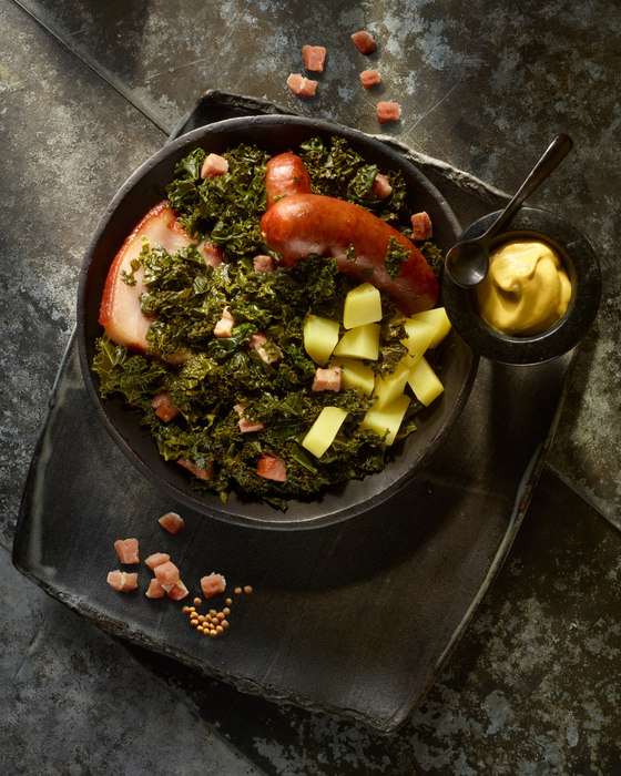 Dreistern Grünkohl mit herzhaften Kassler & 4 Mettenden - schnell zubereitet & kräftig im Geschmack 800g