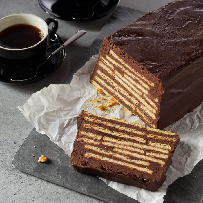Oma Hartmanns Kalter Hund -Butterkeks-Sticks mit Kakaofüllung - in der Nostalgiedose zum Aufbewahren 325g