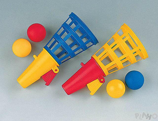 Fangballspiel mit 4 Bällen