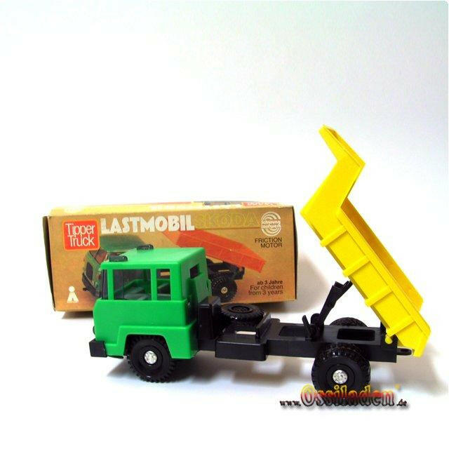 Original DDR Lastmobil Skoda von VEB Plasticart