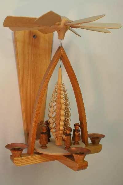 Original DDR Wand-Pyramide mit 5 Sänger ca. 27cm