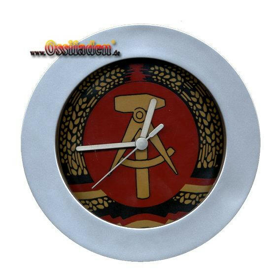 Wand und Tischuhr DDR